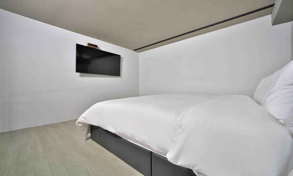 Seomyeon Hound Hotel 1St Street Busan Værelse billede