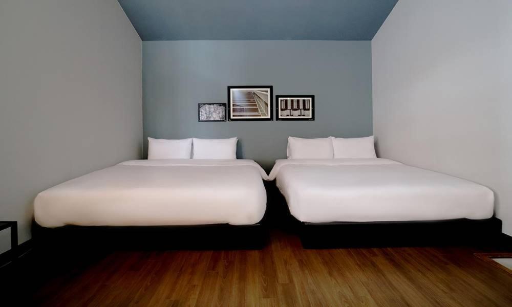 Seomyeon Hound Hotel 1St Street Busan Eksteriør billede