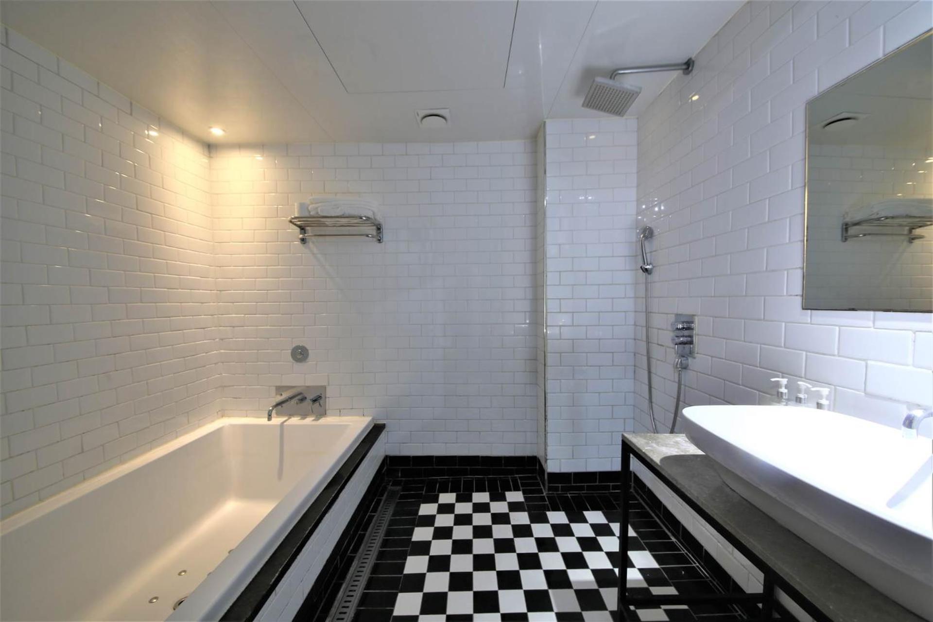 Seomyeon Hound Hotel 1St Street Busan Eksteriør billede